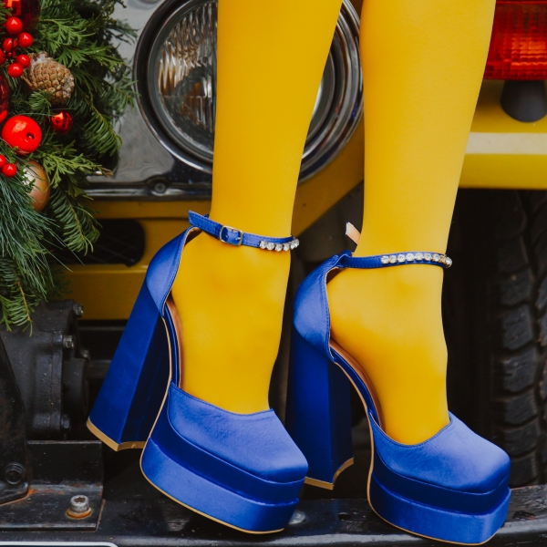 Γυναικεία παπούτσια   μπλε από ύφασμα Amyra, 2 - Kalapod.gr