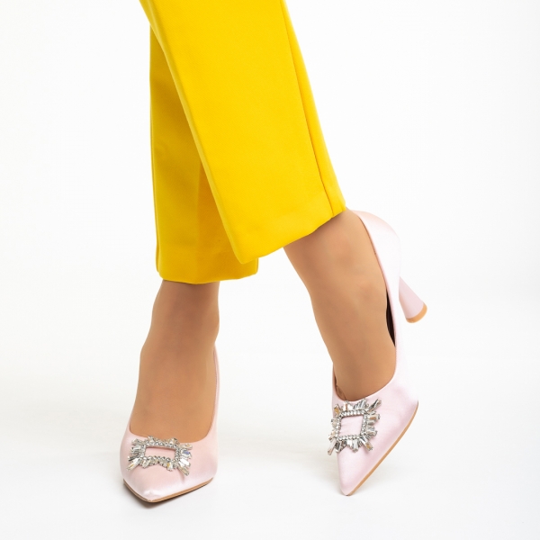 Γυναικεία παπούτσια με τακούνι ροζ από ύφασμα Trudy, 4 - Kalapod.gr