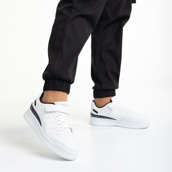 Γυναικεία αθλητικά παπούτσια  λευκά με μαύρο από οικολογικό δέρμα Colter - Kalapod.gr