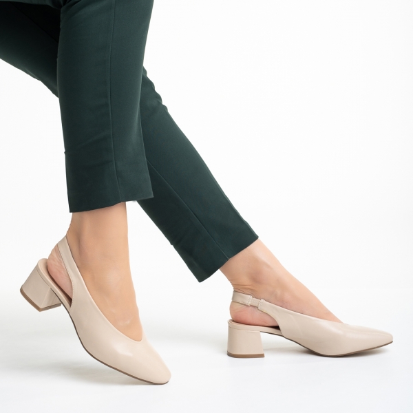 Γυναικεία παπούτσια  μπεζ από οικολογικό δέρμα με τακούνι Zelda - Kalapod.gr