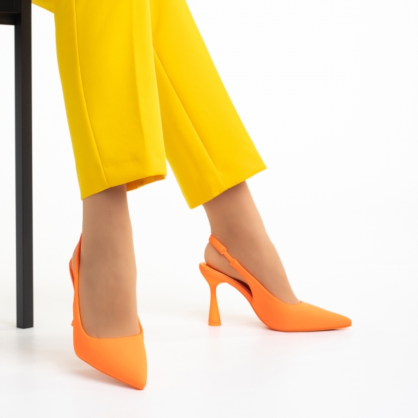 Γυναικεία παπούτσια  πορτοκαλί  από ύφασμα με τακούνι Dolabella - Kalapod.gr