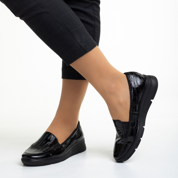Γυναικεία παπούτσια μαύρα από φυσικό δέρμα Tajana, 4 - Kalapod.gr