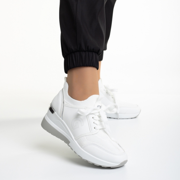 Γυναικεία αθλητικά παπούτσια λευκά από οικολογικό δέρμα και ύφασμα Alix - Kalapod.gr