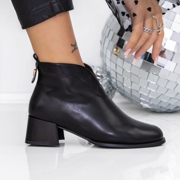 Μποτάκια με χοντρό τακούνι Navira Μαύρο, 2 - Kalapod.gr