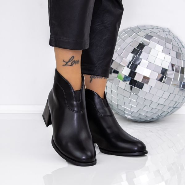 Μποτάκια με χοντρό τακούνι Navira Μαύρο, 3 - Kalapod.gr