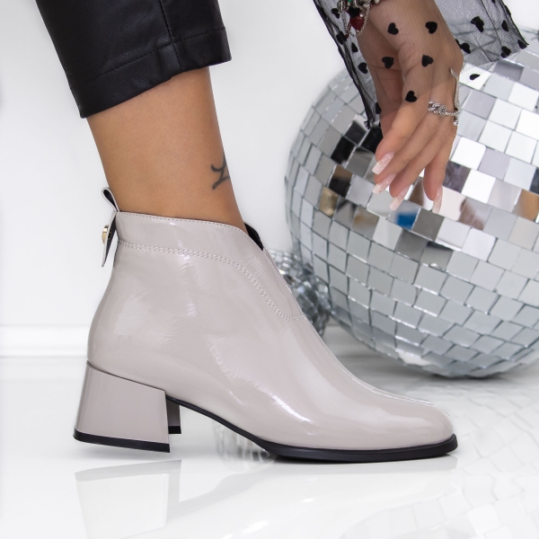 Μποτάκια με χοντρό τακούνι Navira Γκρί, 2 - Kalapod.gr