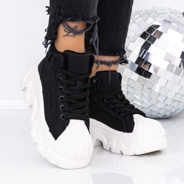 Γυναικείες μπότες με πλατφόρμα Onita Μαύρο, 3 - Kalapod.gr