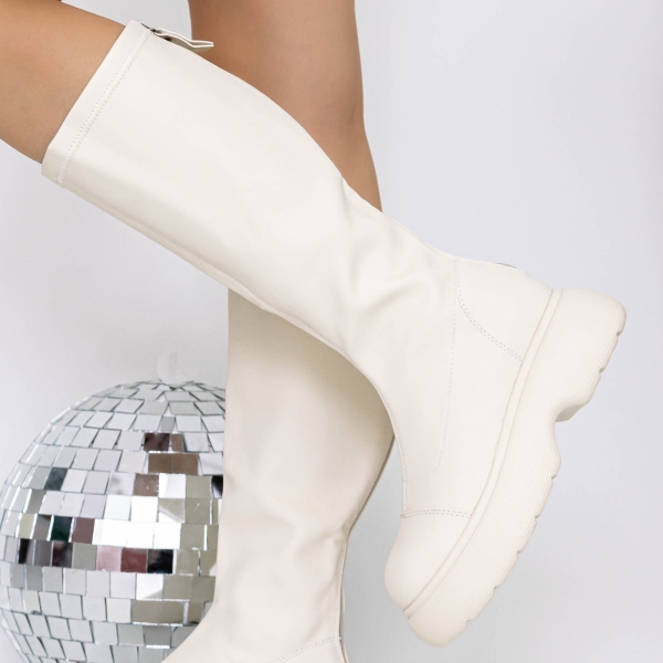 Γυναικείες μπότες με χαμηλή σόλα Virada Μπεζ, 3 - Kalapod.gr