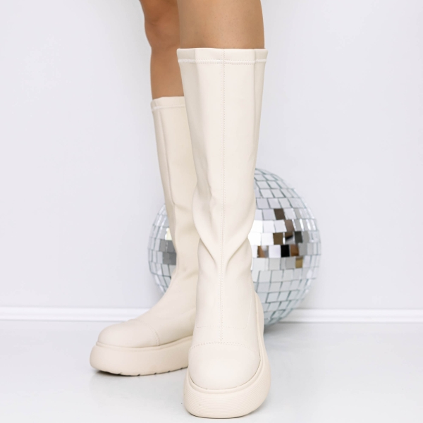 Γυναικείες μπότες με χαμηλή σόλα Virada Μπεζ, 4 - Kalapod.gr