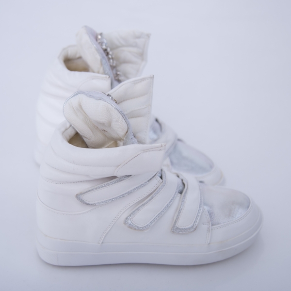 Γυναικείες κοντές μπότες Delada Λευκό, 2 - Kalapod.gr