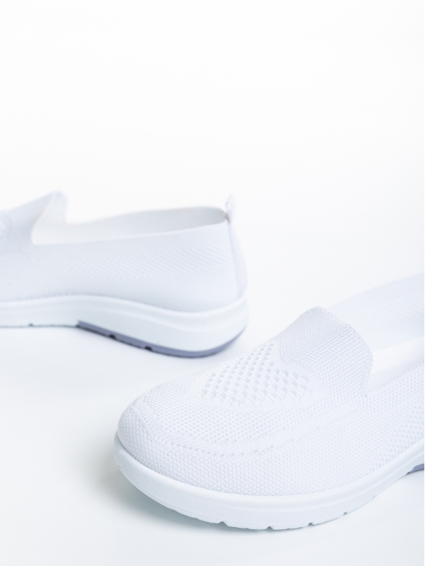 Γυναικεία αθλητικά παπούτσια  λευκά  από ύφασμα Hadasa, 6 - Kalapod.gr