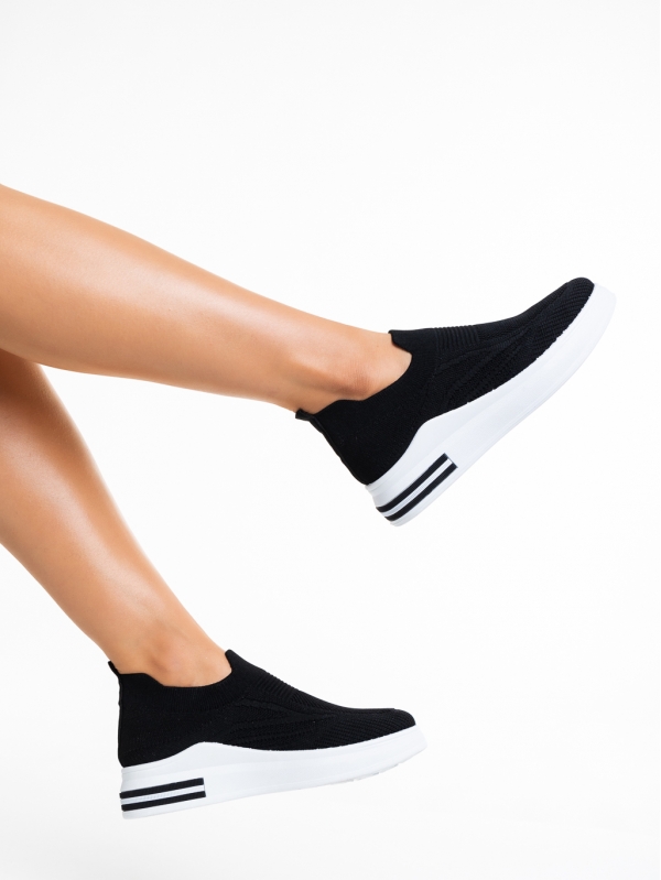 Γυναικεία αθλητικά παπούτσια  μαύρα από ύφασμα  Rumiana, 4 - Kalapod.gr