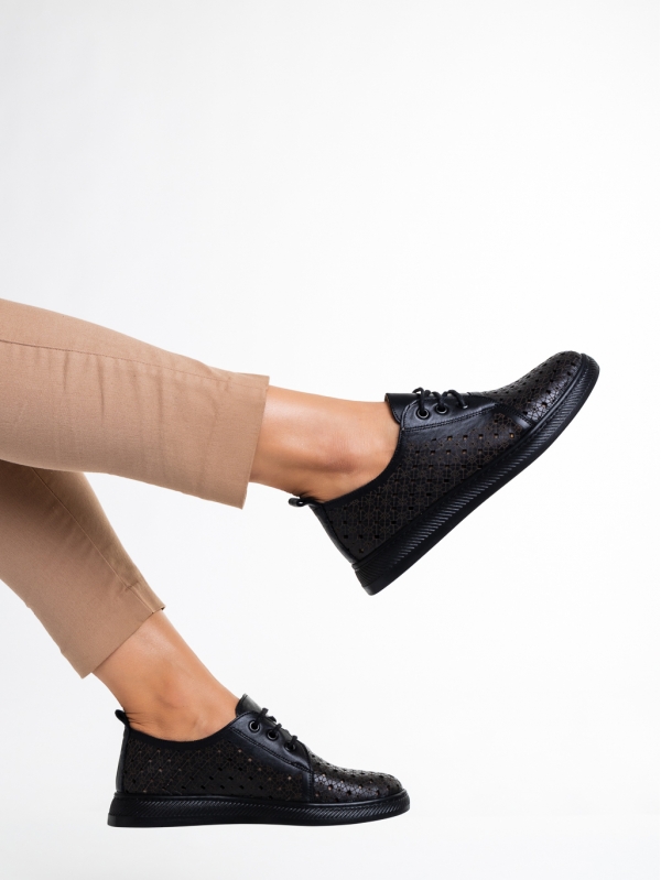 Γυναικεία casual παπούτσια  μαύρα  από φυσικό δέρμα Toini, 3 - Kalapod.gr