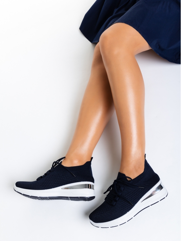 Γυναικεία αθλητικά παπούτσια  σκούρο μπλε από ύφασμα  Davinia - Kalapod.gr
