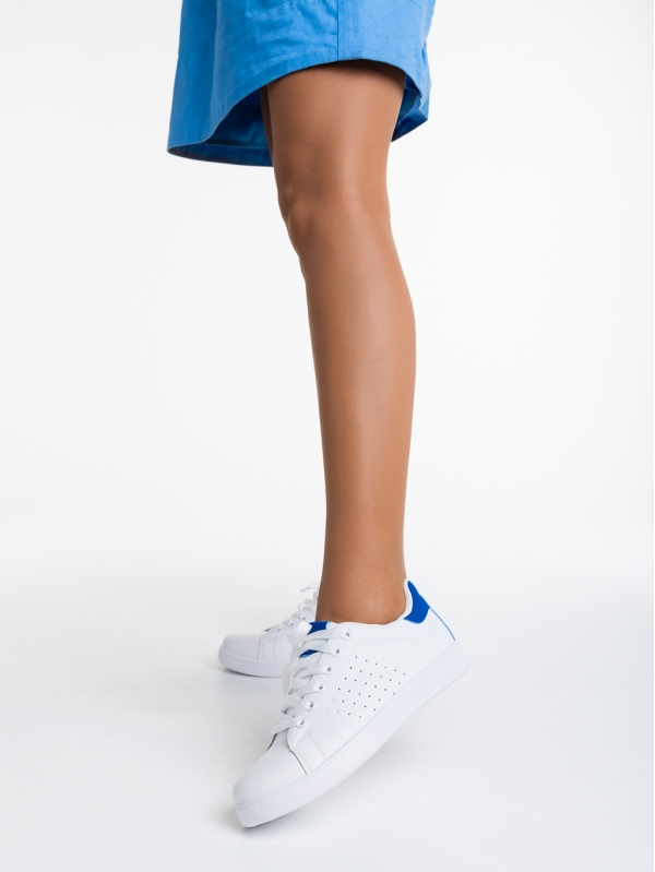 Γυναικεία αθλητικά παπούστσια  λευκά  με μπλε από οικολογικό δέρμα  Latiana, 3 - Kalapod.gr
