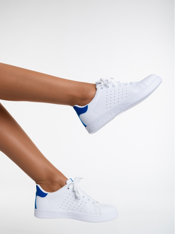 Γυναικεία αθλητικά παπούστσια  λευκά  με μπλε από οικολογικό δέρμα  Latiana, 4 - Kalapod.gr