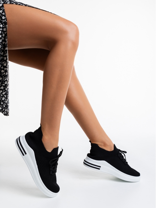 Γυναικεία αθλητικά παπούστσια  μαύρα από ύφασμα Sumaya - Kalapod.gr