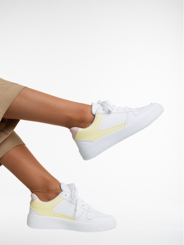 Γυναικεία αθλητικά παπούστσια  λευκά  με κίτρινο  από οικολογικό δέρμα   Sameria - Kalapod.gr