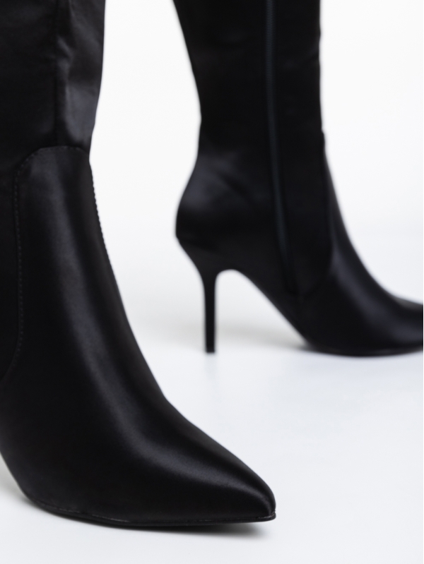 Γυναικείες μπότες  μαύρες από ύφασμα Saori, 6 - Kalapod.gr