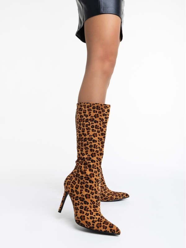 Γυναικείες μπότες  λεοπάρδαλη από ύφασμα Ernestine, 2 - Kalapod.gr