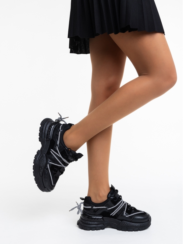 Γυναικεία αθλητικά παπούτσια μαύρα από ύφασμα  Nithya - Kalapod.gr