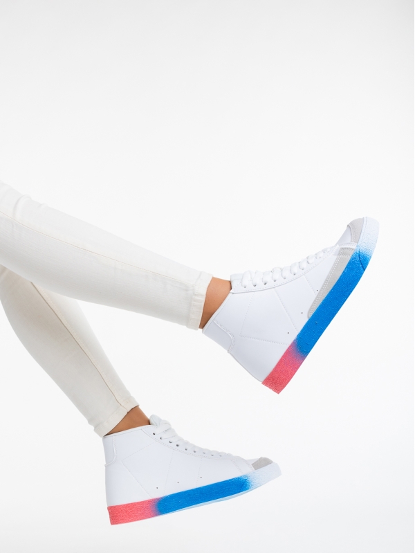 Γυναικεία αθλητικά παπούτσια λευκά με μπλε από οικολογικό δέρμα Kianna - Kalapod.gr