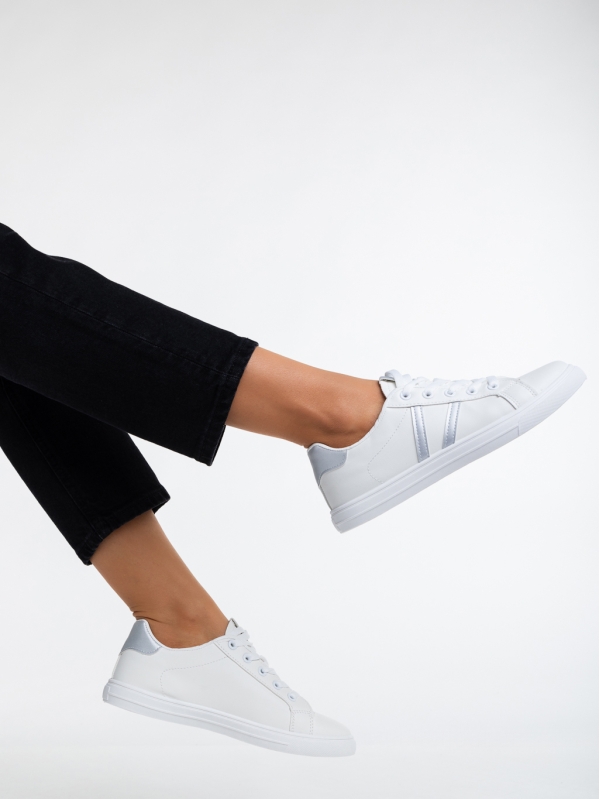 Γυναικεία αθλητικά παπούτσια λευκά με ασημί από οικολογικό δέρμα Virva, 4 - Kalapod.gr