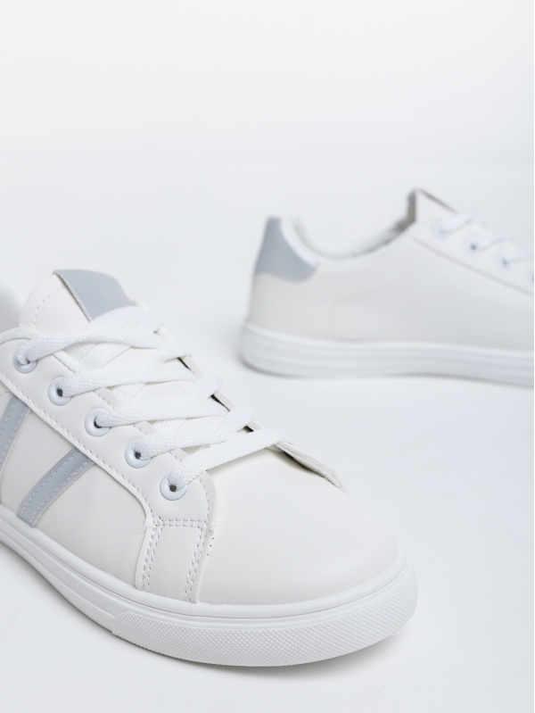 Γυναικεία αθλητικά παπούτσια λευκά με ασημί από οικολογικό δέρμα Virva, 6 - Kalapod.gr