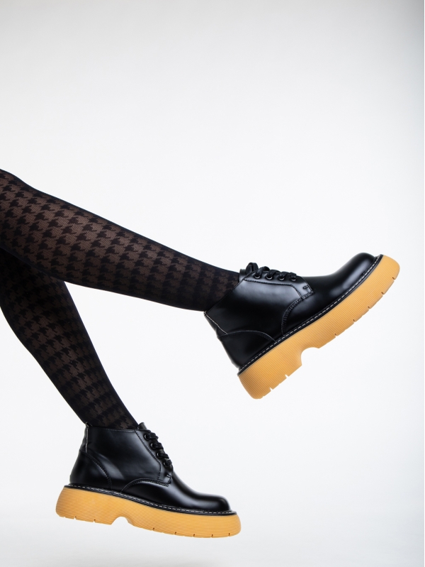 Γυναικεία μπότακια  μαύρα  από οικολογικό δέρμα Eilish, 4 - Kalapod.gr