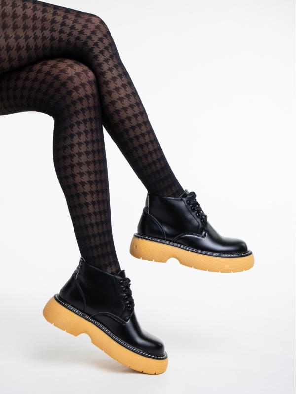 Γυναικεία μπότακια  μαύρα  από οικολογικό δέρμα Eilish - Kalapod.gr