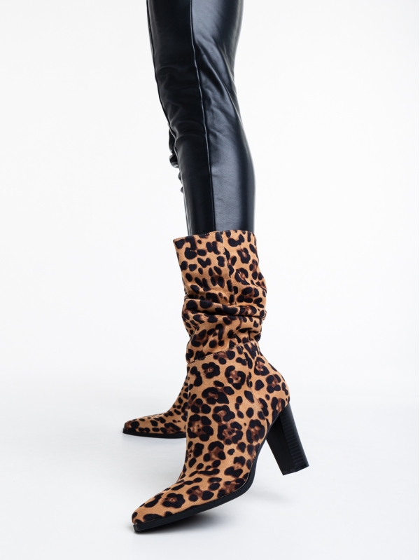 Γυναικείες μπότες λεοπάρδαλη από ύφασμα  Ritika - Kalapod.gr