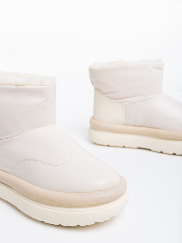 Γυναικείες μπότες μπεζ από οικολογικό δέρμα και ύφασμα Leola, 6 - Kalapod.gr