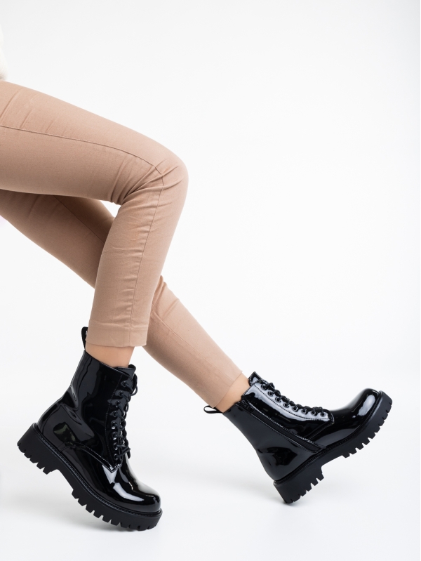 Γυναικεία μπότακια μαύρα από οικολογικό δέρμα λουστρίνι  Mahina - Kalapod.gr