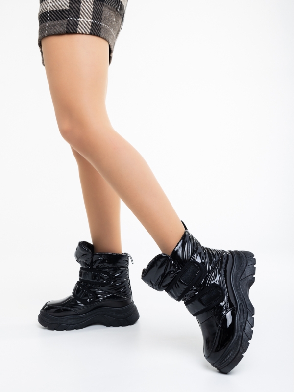 Γυναικεία μπότακια μαύρα από ύφασμα Kylar, 2 - Kalapod.gr