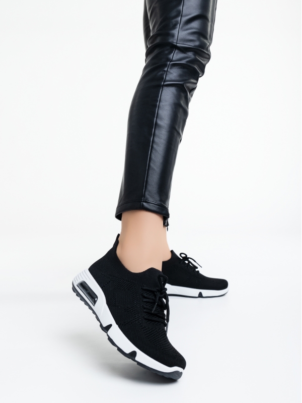 Γυναικεία αθλητικά παπούτσια μαύρα από ύφασμα Cayley, 2 - Kalapod.gr
