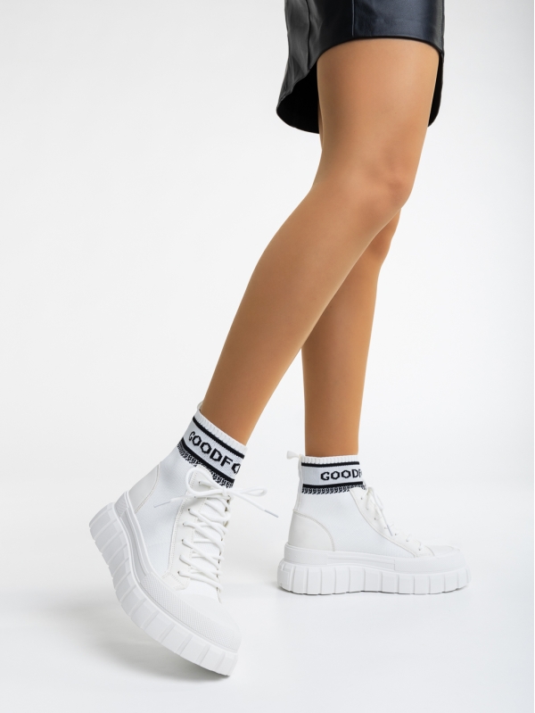 Γυναικεία αθλητικά παπούτσια λευκά από ύφασμα Princell, 2 - Kalapod.gr