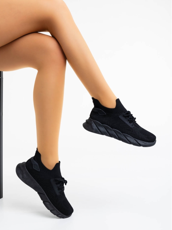 Γυναικεία αθλητικά παπούτσια μαύρα από ύφασμα Lujuana - Kalapod.gr