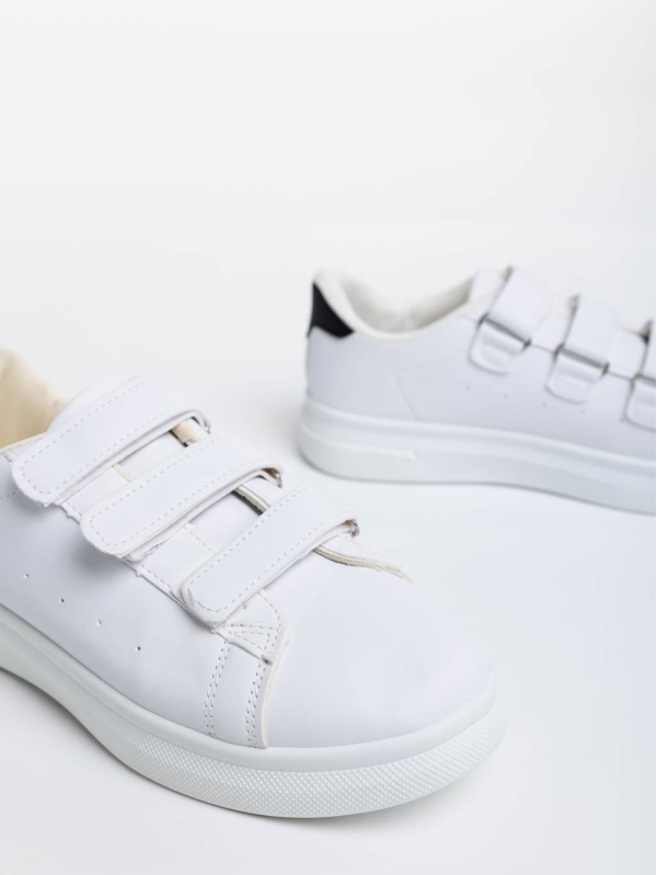 Γυναικεία αθλητικά παπούτσια λευκά από οικολογικό δέρμα Deziree, 6 - Kalapod.gr