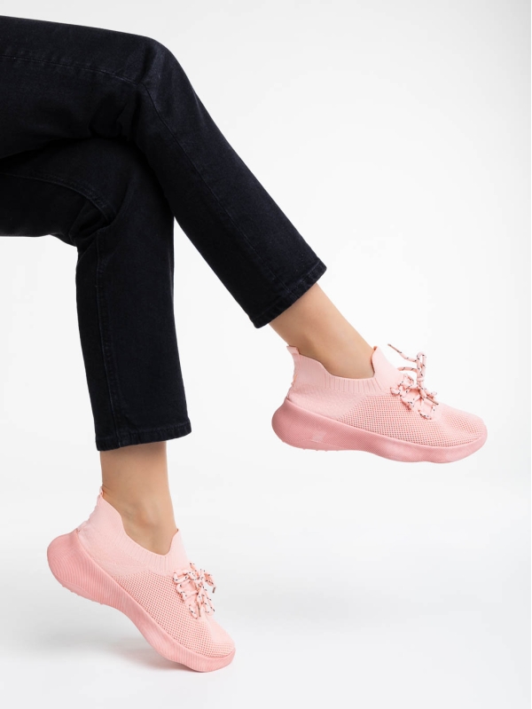 Γυναικεία αθλητικά παπούτσια ροζ από ύφασμα Ramila - Kalapod.gr