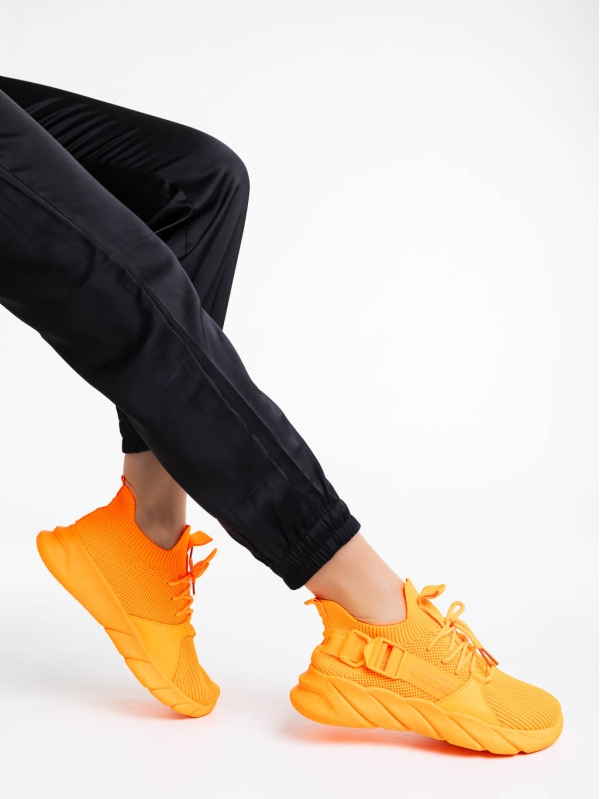 Γυναικεία αθλητικά παπούτσια πορτοκαλί από ύφασμα Renie - Kalapod.gr