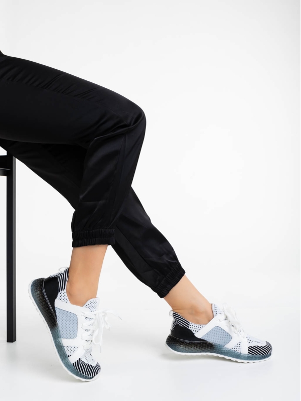 Γυναικεία αθλητικά παπούτσια λευκά με μαύρο από ύφασμα Torillia, 4 - Kalapod.gr
