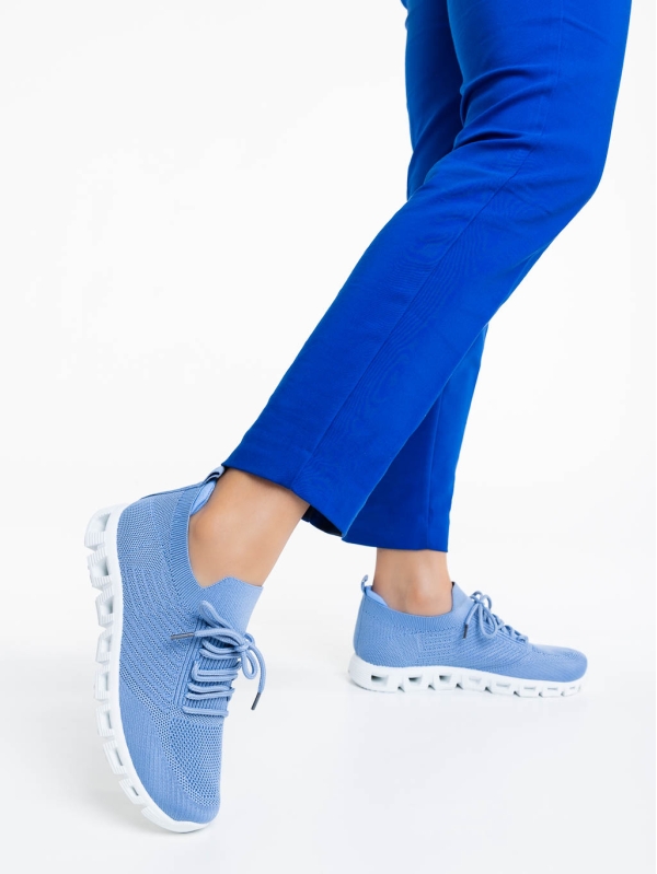 Γυναικεία αθλητικά παπούτσια μπλε από ύφασμα Romeesa, 3 - Kalapod.gr