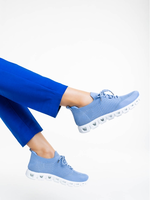 Γυναικεία αθλητικά παπούτσια μπλε από ύφασμα Romeesa - Kalapod.gr