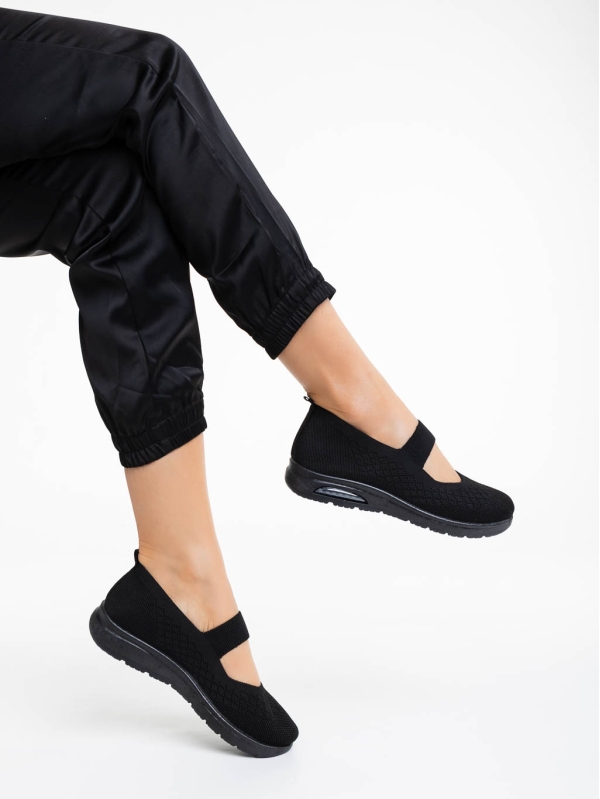 Γυναικεία αθλητικά παπούτσια μαύρα από ύφασμα Renora, 4 - Kalapod.gr