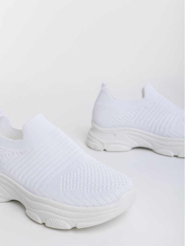 Γυναικεία αθλητικά παπούτσια λευκά από ύφασμα Sakura, 6 - Kalapod.gr