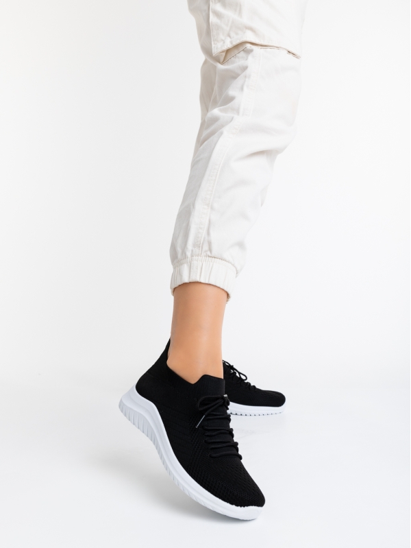 Γυναικεία αθλητικά παπούτσια μαύρα με λευκό από ύφασμα Therese, 2 - Kalapod.gr