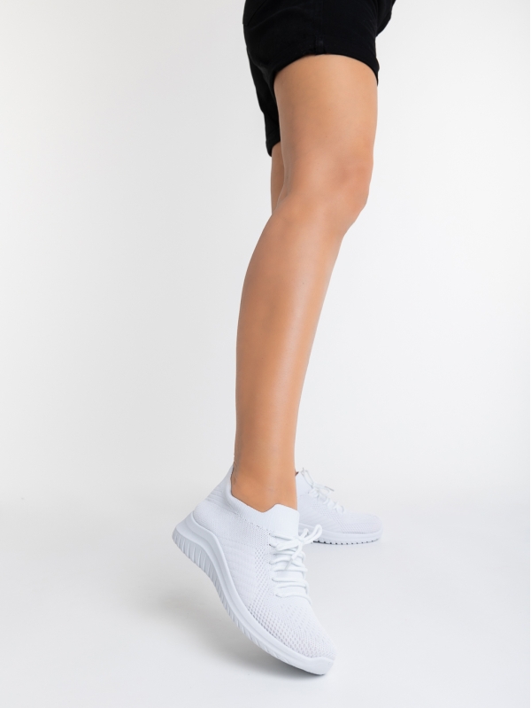 Γυναικεία αθλητικά παπούτσια λευκά από ύφασμα Therese, 2 - Kalapod.gr
