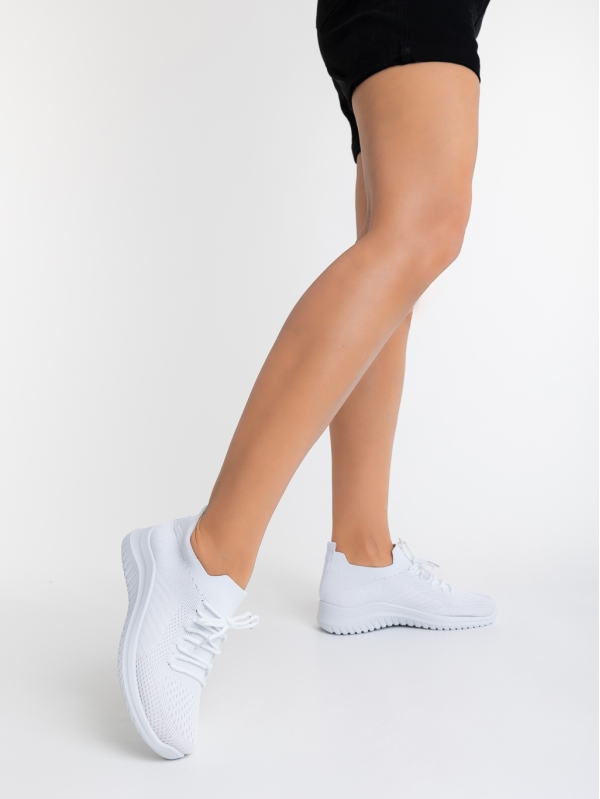 Γυναικεία αθλητικά παπούτσια λευκά από ύφασμα Therese - Kalapod.gr