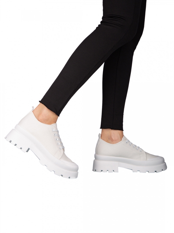 Γυναικεία αθλητικά παπούτσια λευκά από ύφασμα Genie - Kalapod.gr