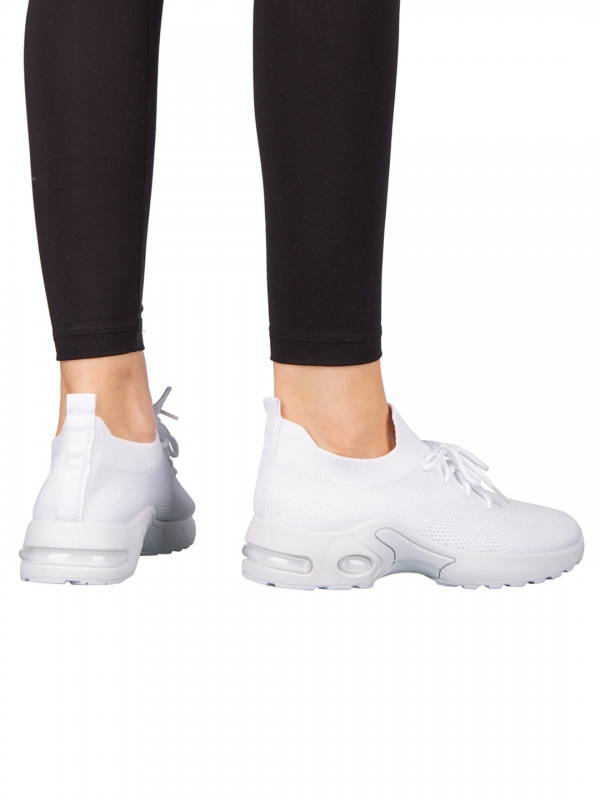 Γυναικεία αθλητικά παπούτσια λευκά από ύφασμα Fepa, 3 - Kalapod.gr